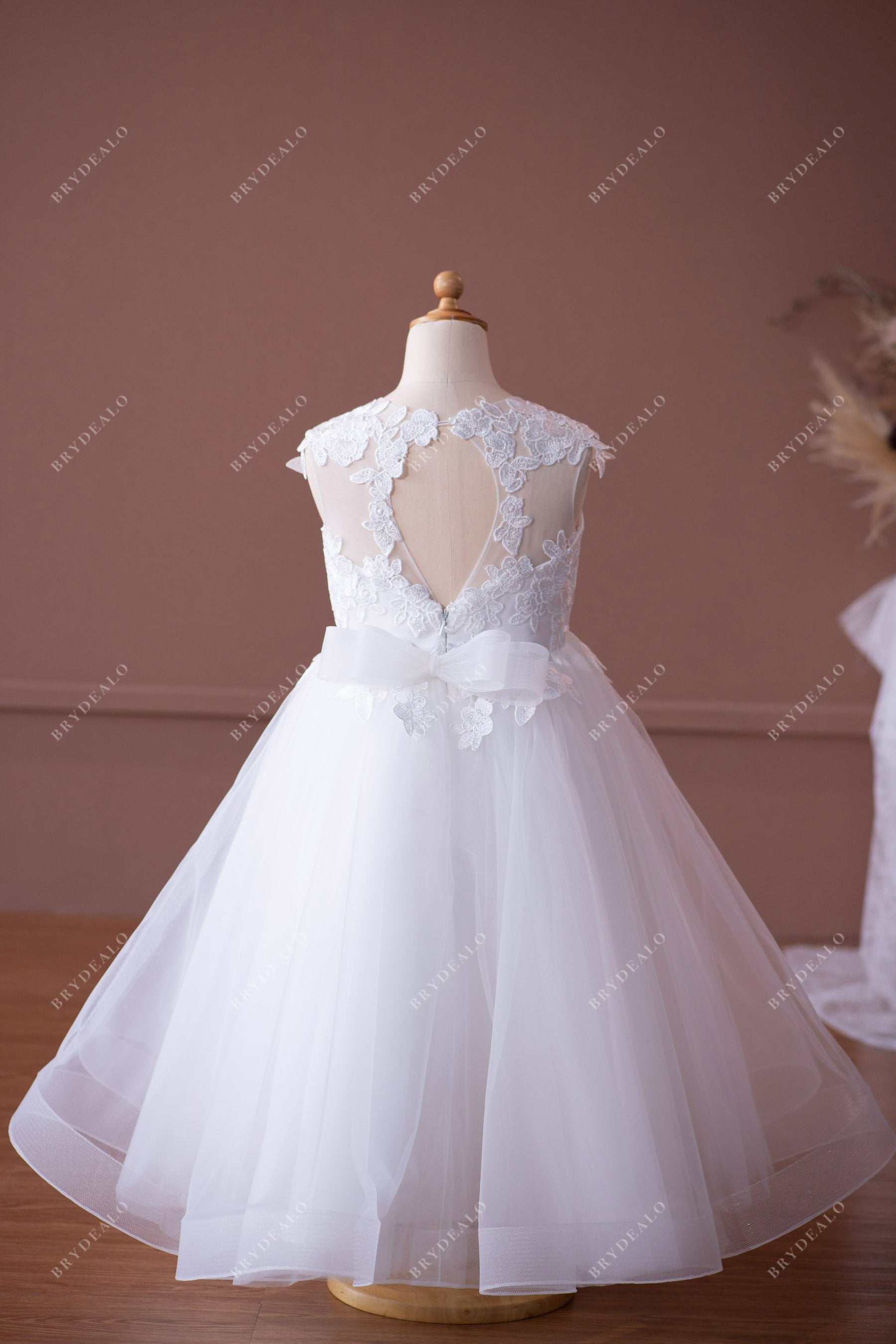 cutout back sleeveless lace tulle ball gown flower girl dress