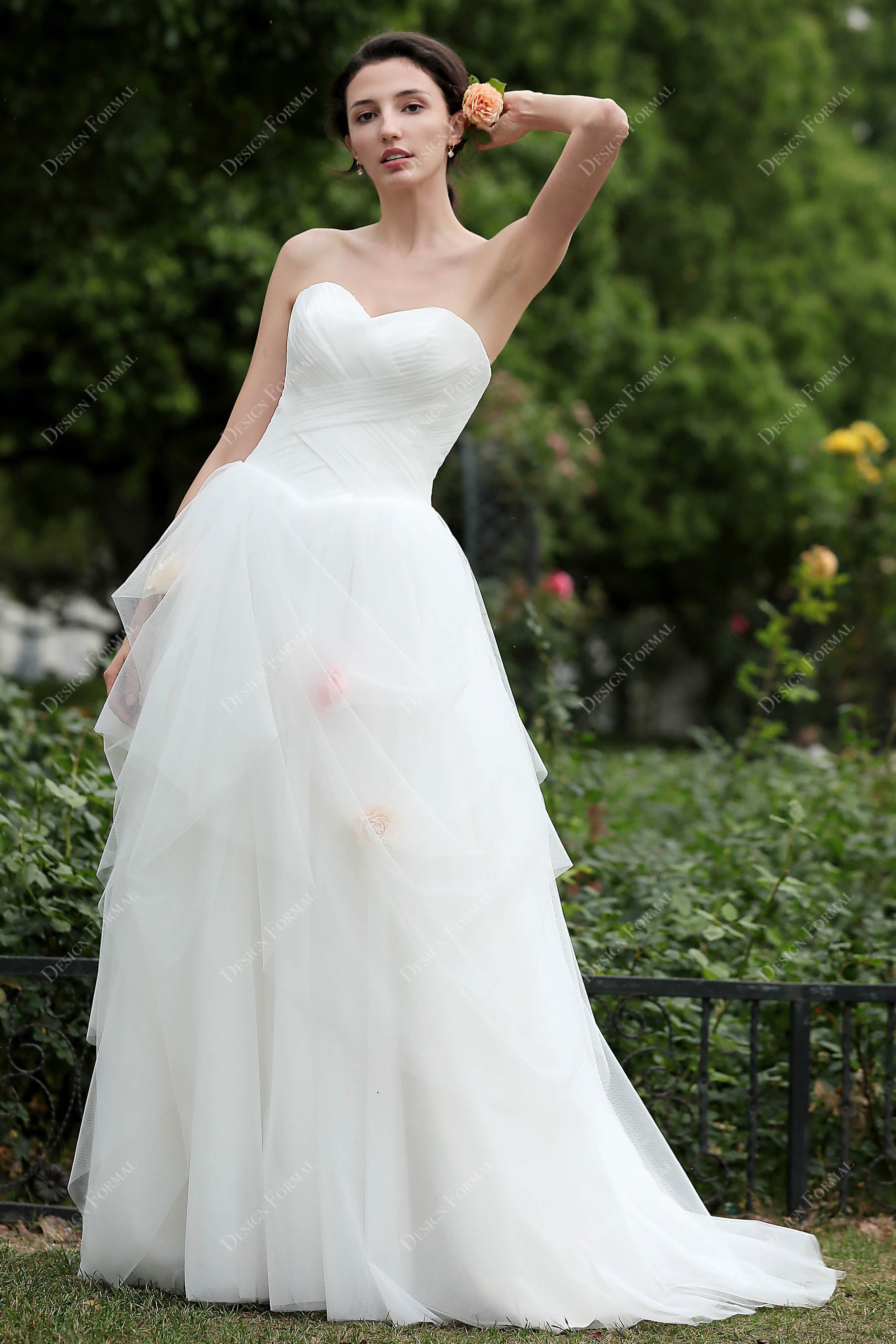 Light Ivory Tulle Pleated Sweetheart Bridal Dress