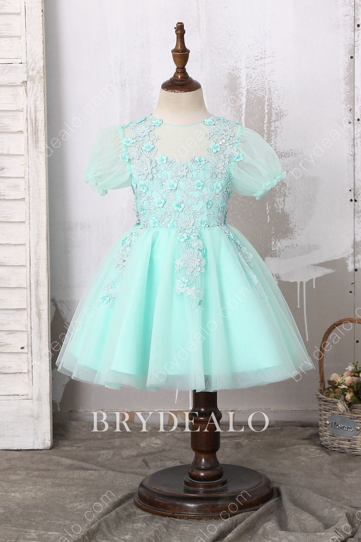 Knee Length Lovely Lace Mint Bubble Sleeve Flower Girl Dress Online