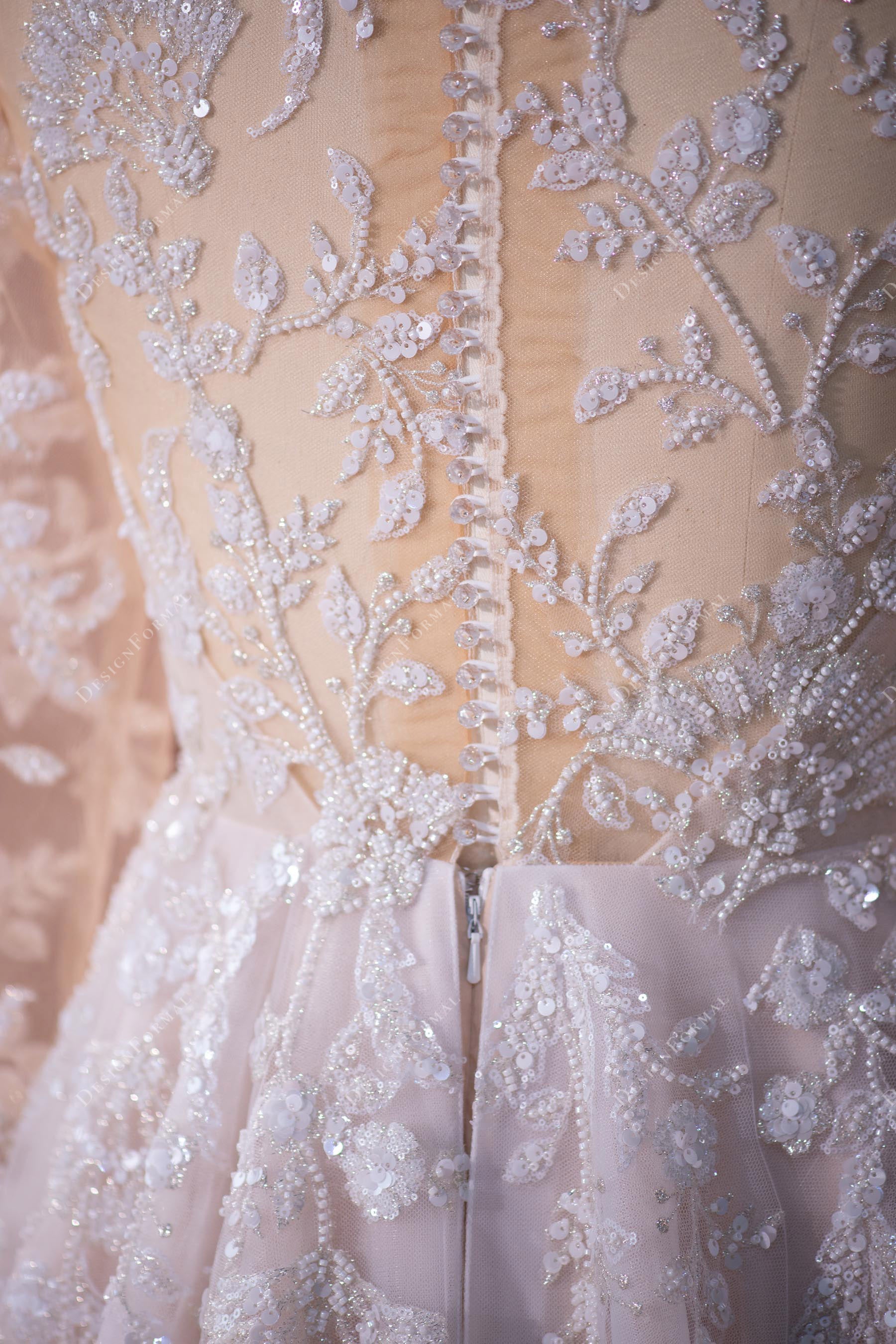 luxury lace long sleeve wedding dress