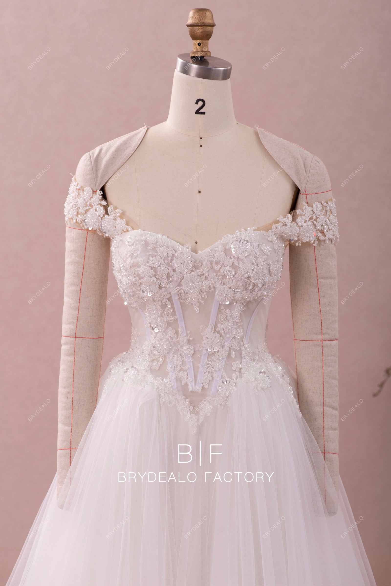 Sweetheart Neckline Lace-Up Back Formal Gown Pool