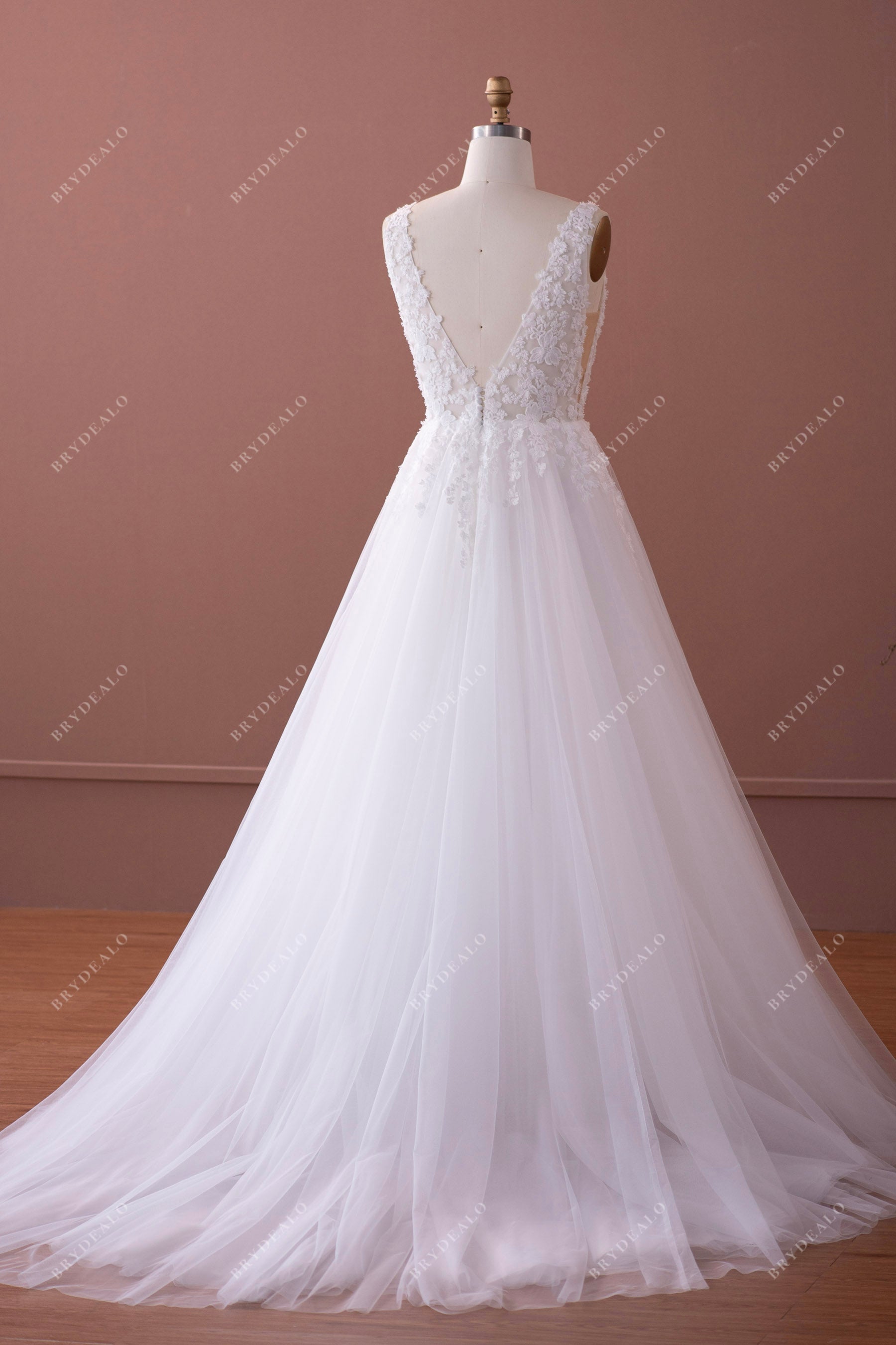 open back lace long train tulle country wedding dress