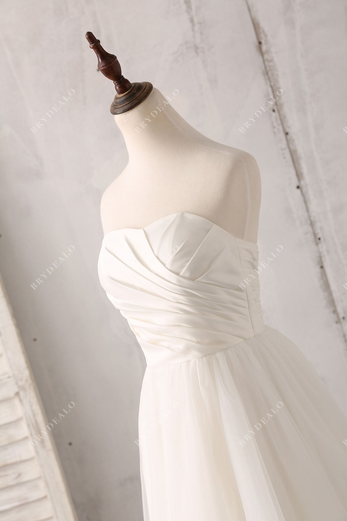 pleated sweetheart neck pleated satin gown