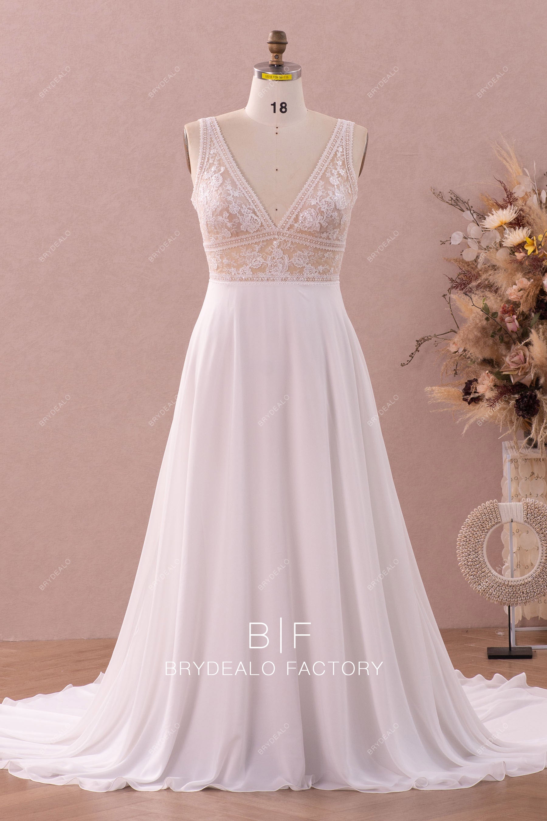 plus size A-line chiffon lace beach wedding dress