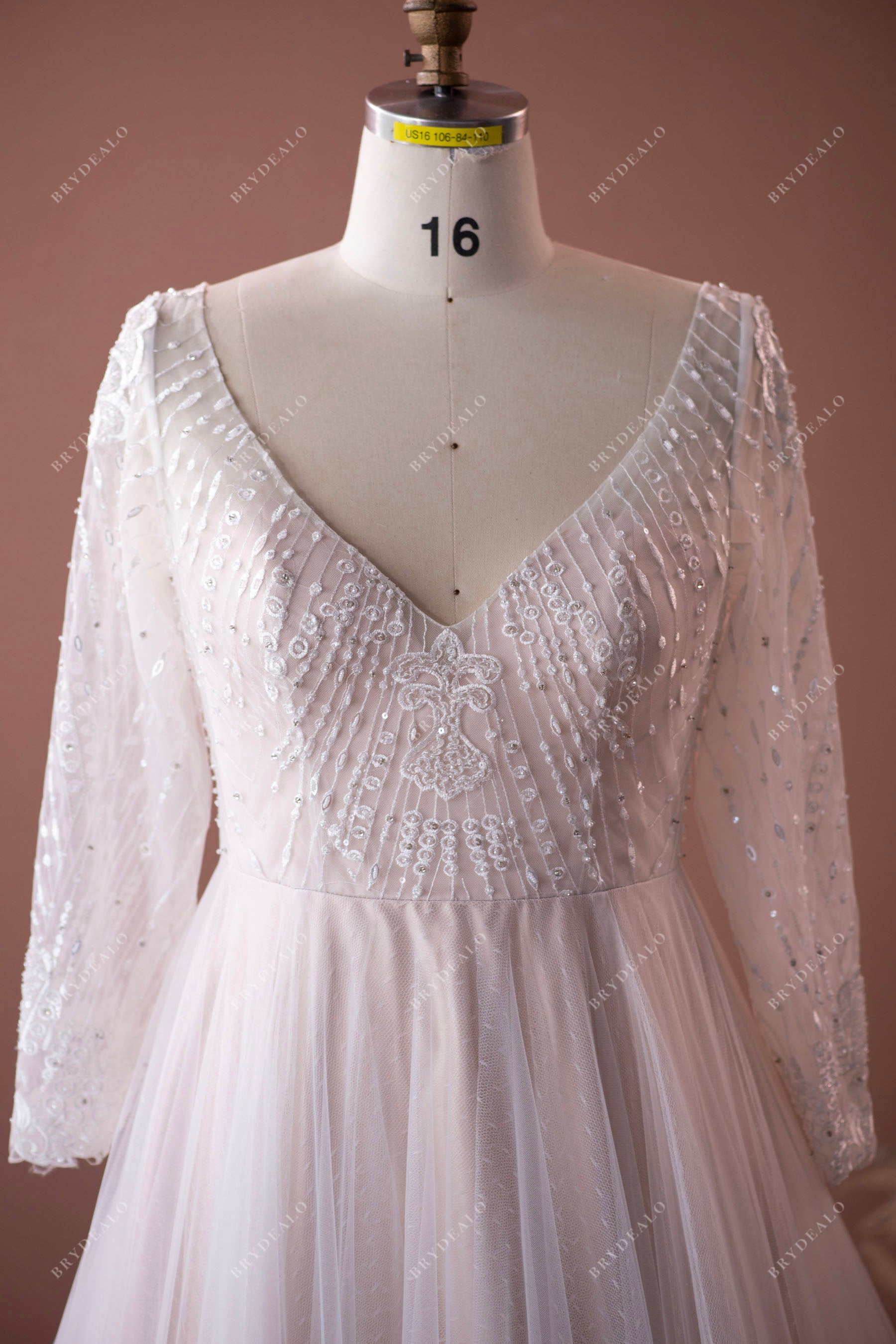 Plus Size V-neck Lace Fall Wedding Dress