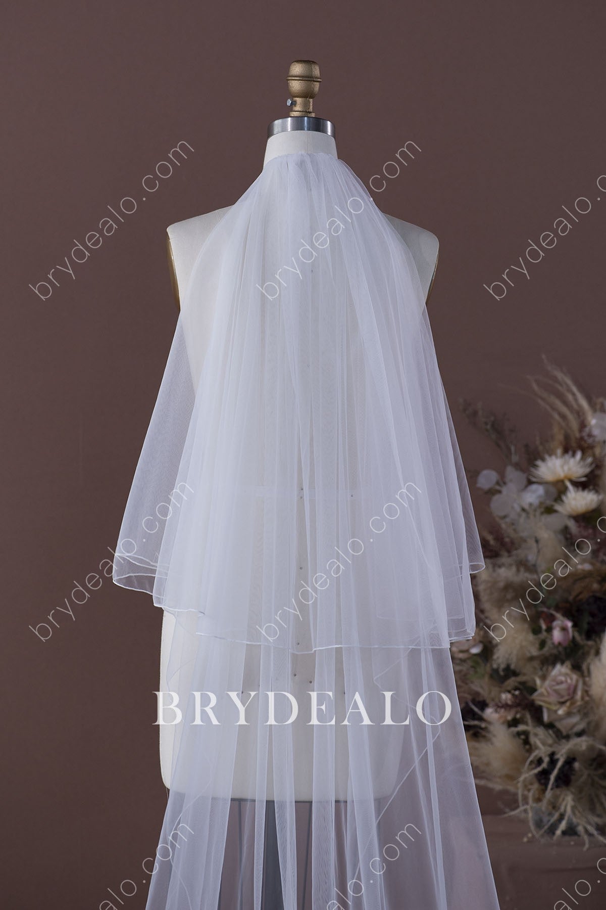 popular 2 tiered wedding veil pencil edge veil