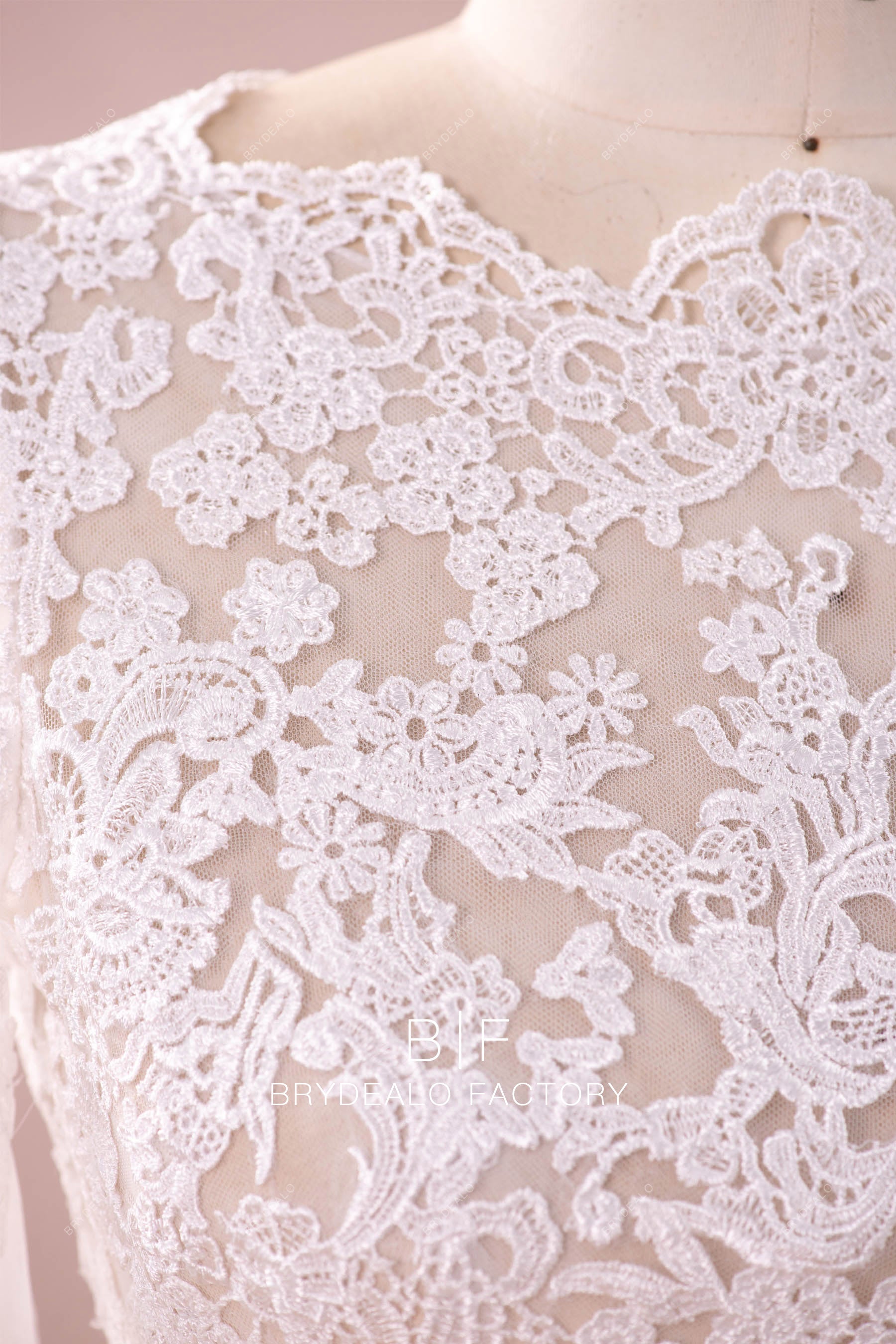 beautiful scallop neck lace bridal bolero