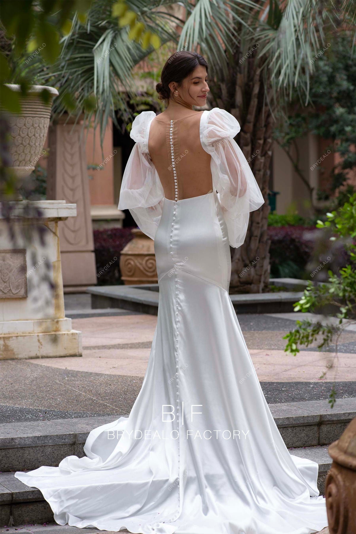 Trendy Illusion Bubble Sleeve Satin Designed Mermaid Wedding Dress