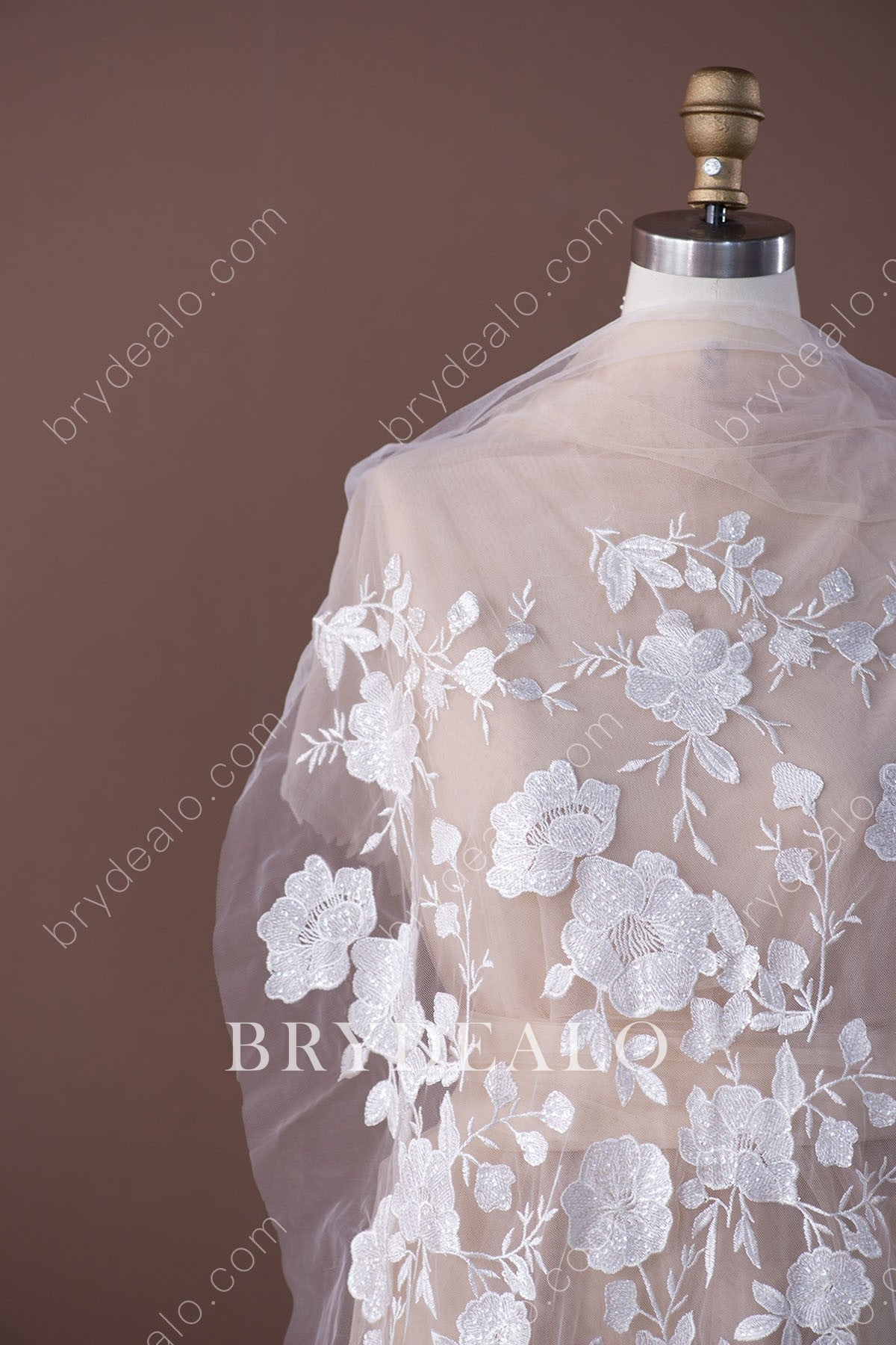Best Shimmering Sequinned Flower Designer Lace Fabric Online