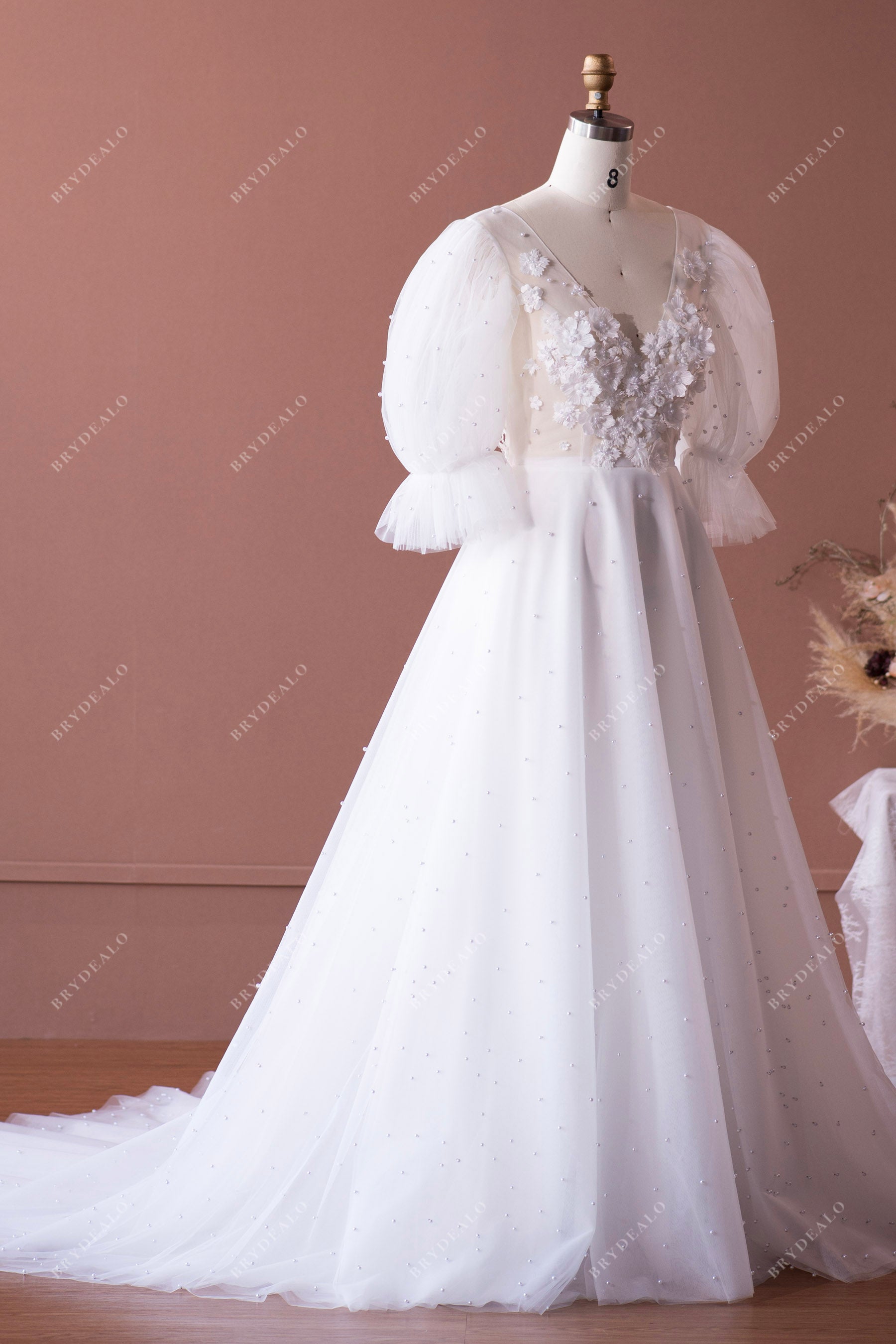 princess bubble sleeves layered tulle wedding gown
