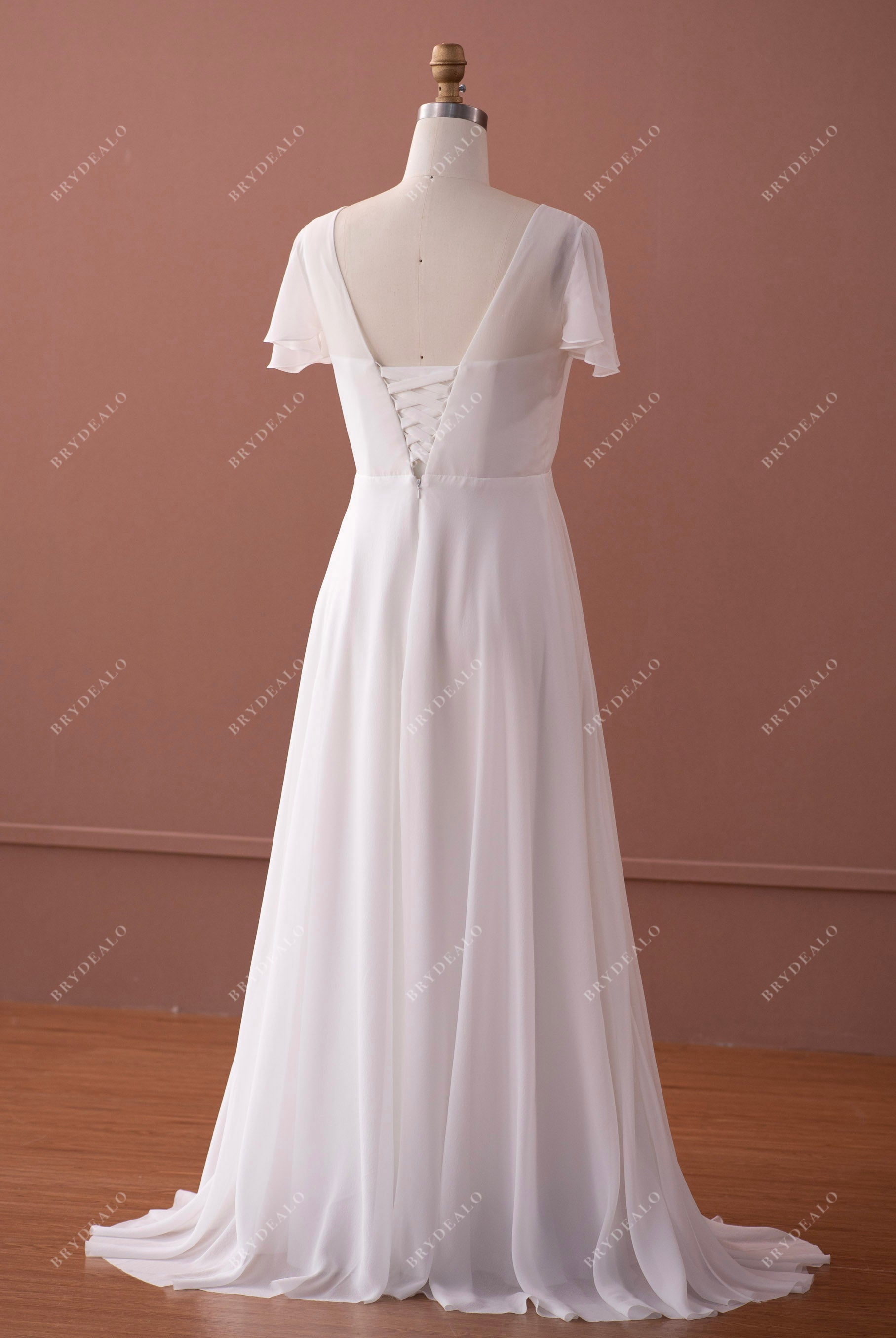 Sweep train lightweight outdoor bridal gown