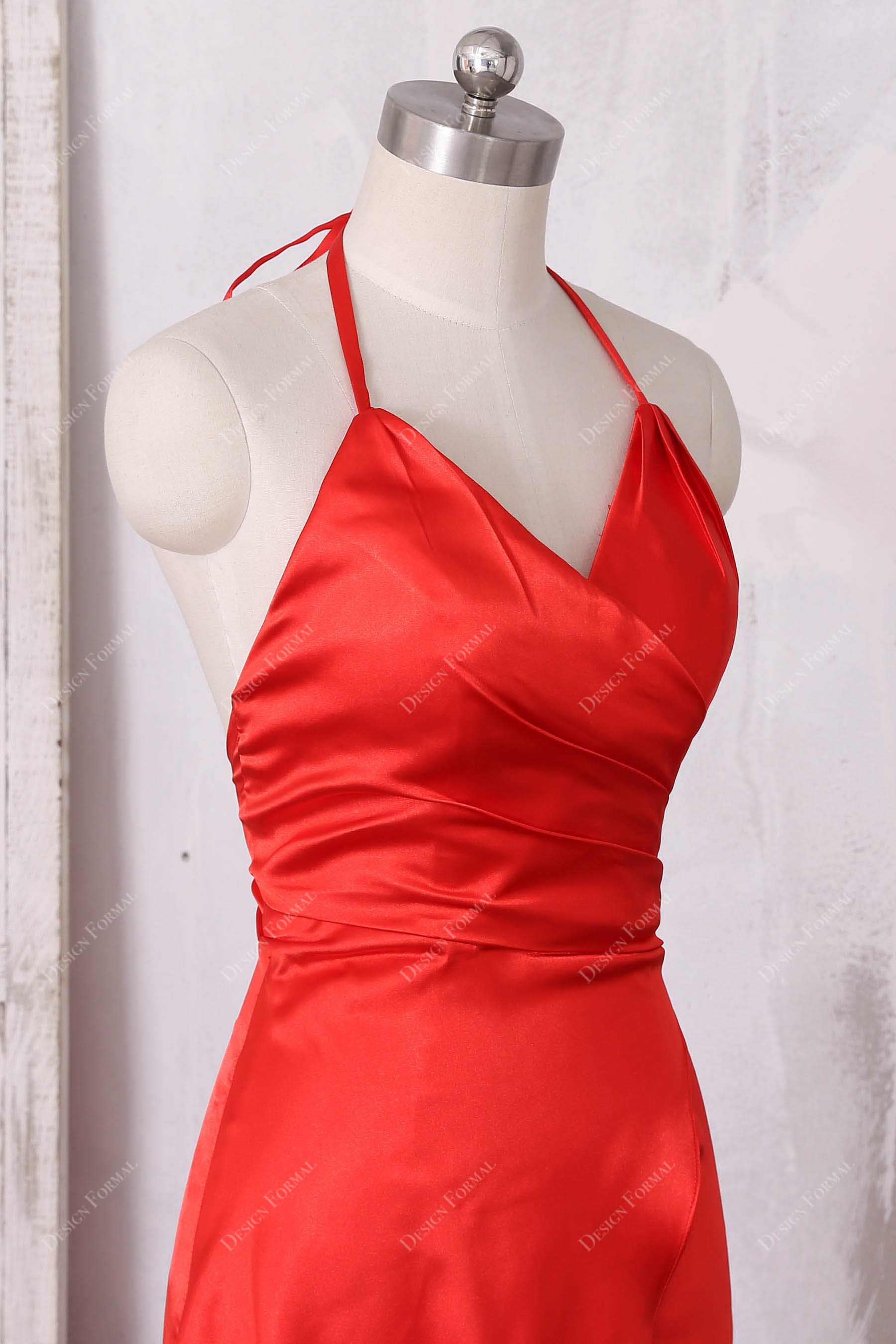 sleeveless halter neck ruched prom dress