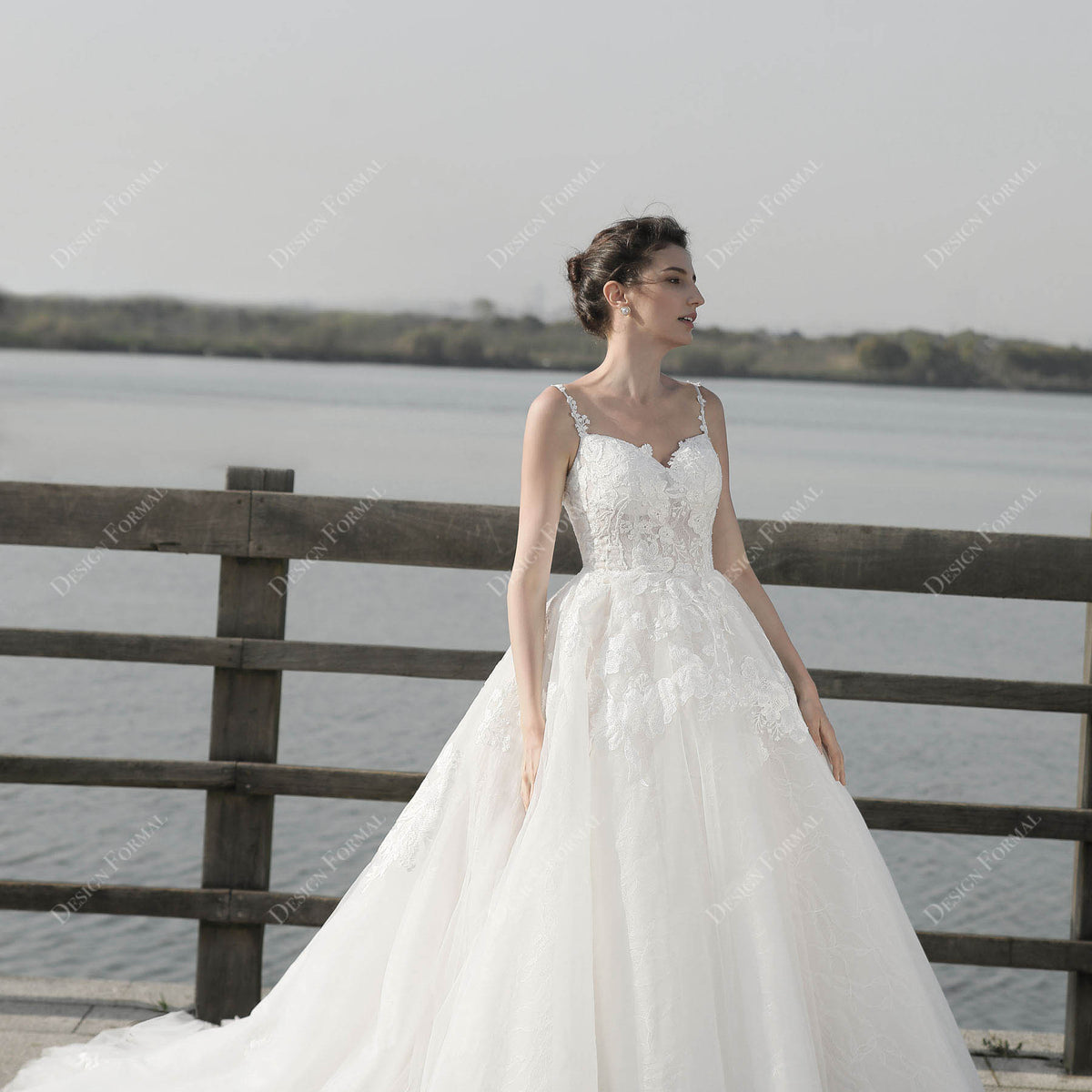Thin Straps Lace Tulle Princess Ball Gown Wedding Dress