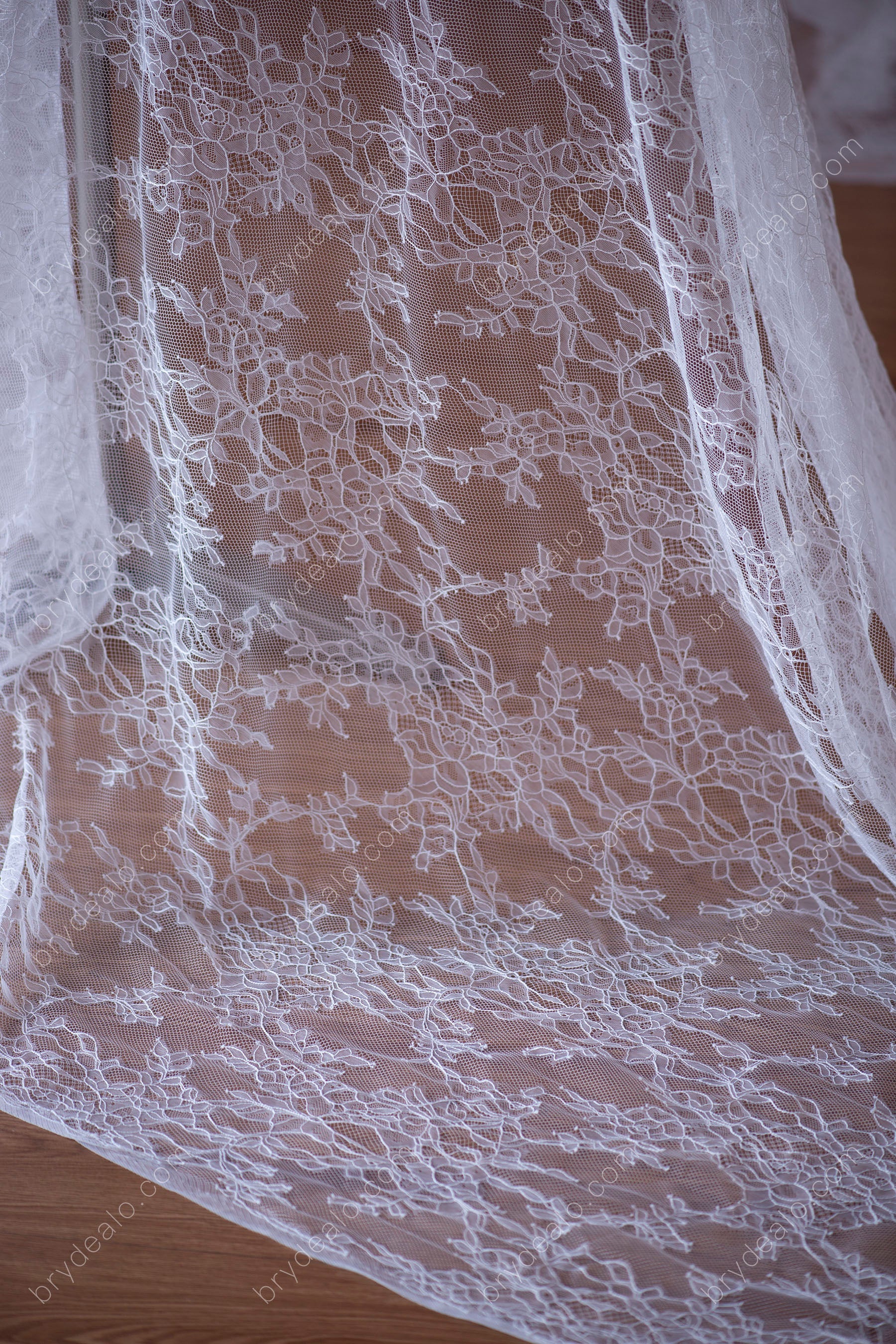Best Dreamy Leave Bridal Lace Fabric Online