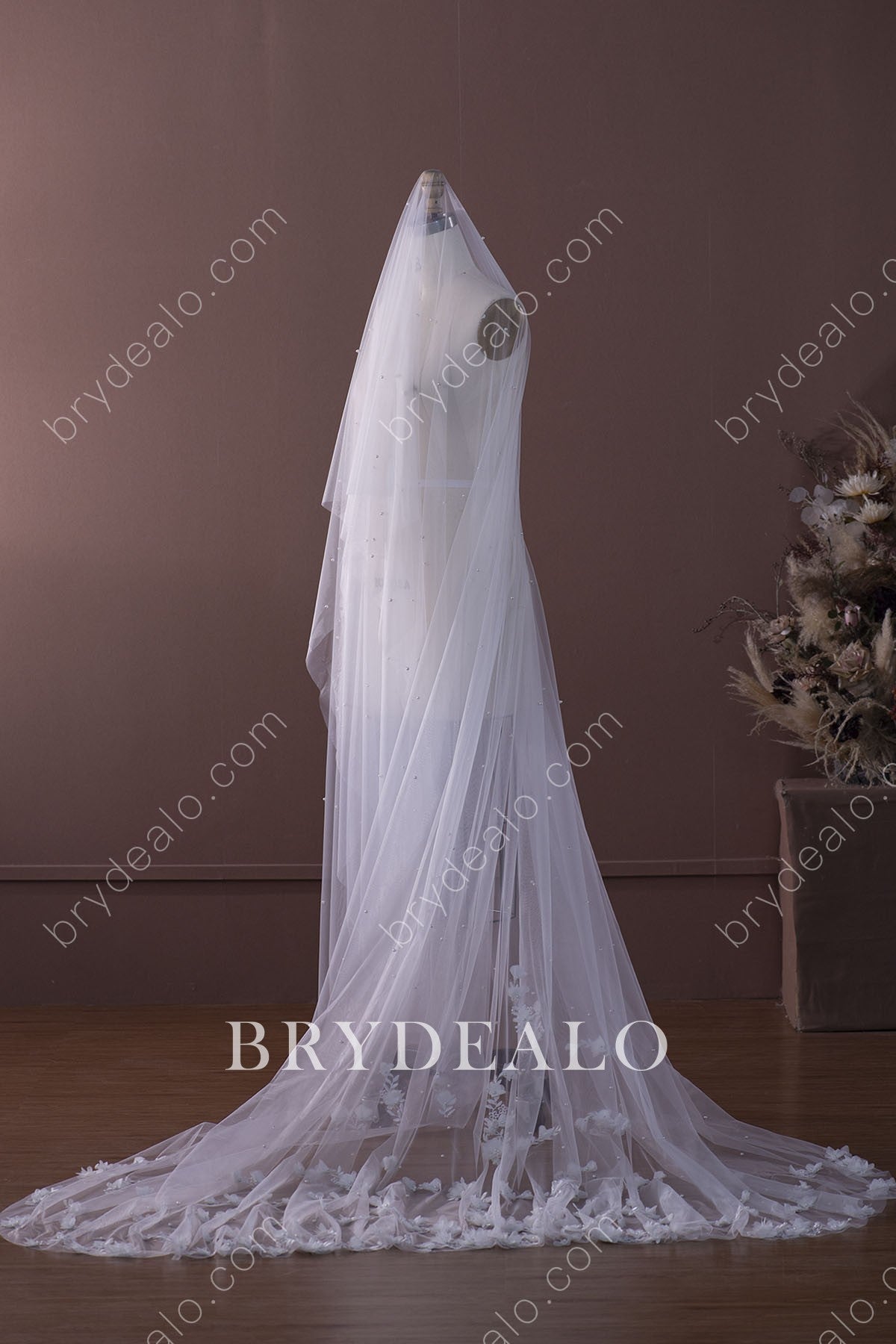 Romantic Pearls 3D Flowers Cathedral Length Bridal Veil