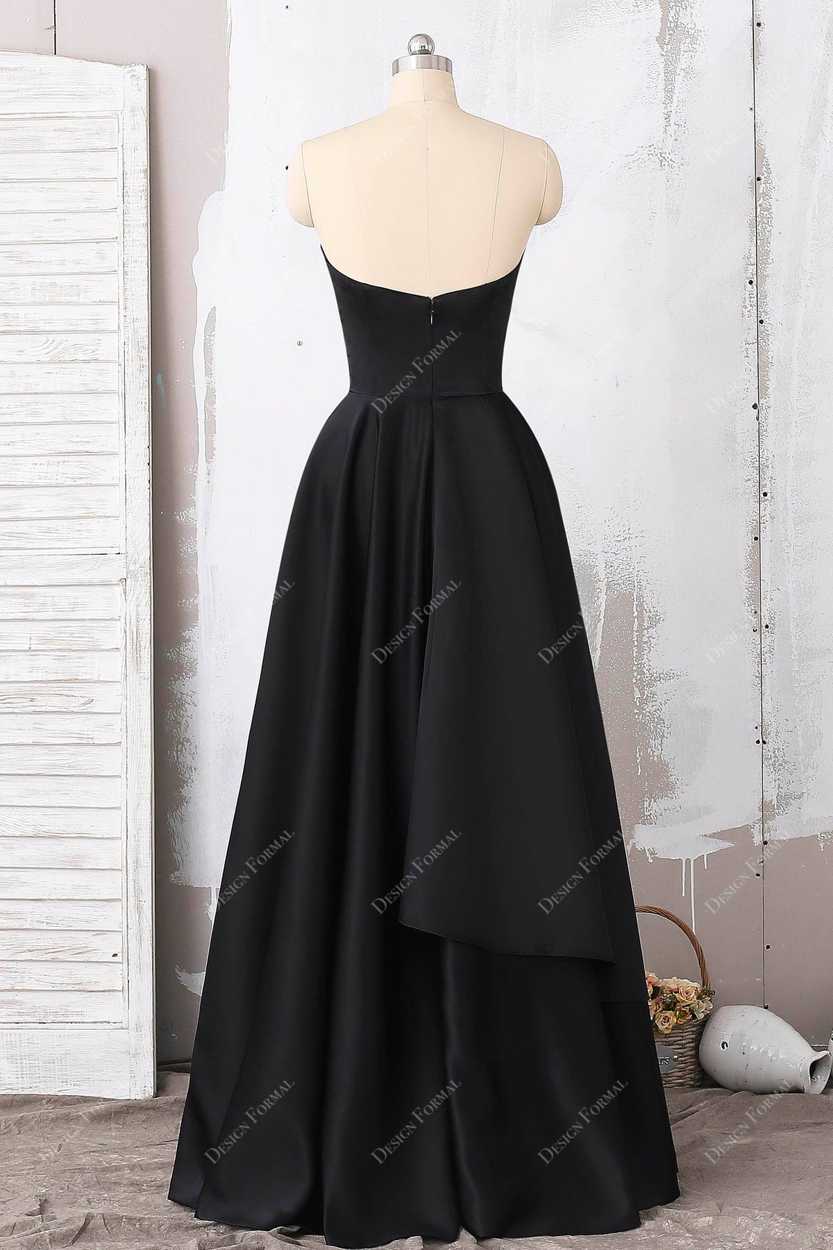 Black Satin Plunging Neck Elegant Strapless Prom Dress