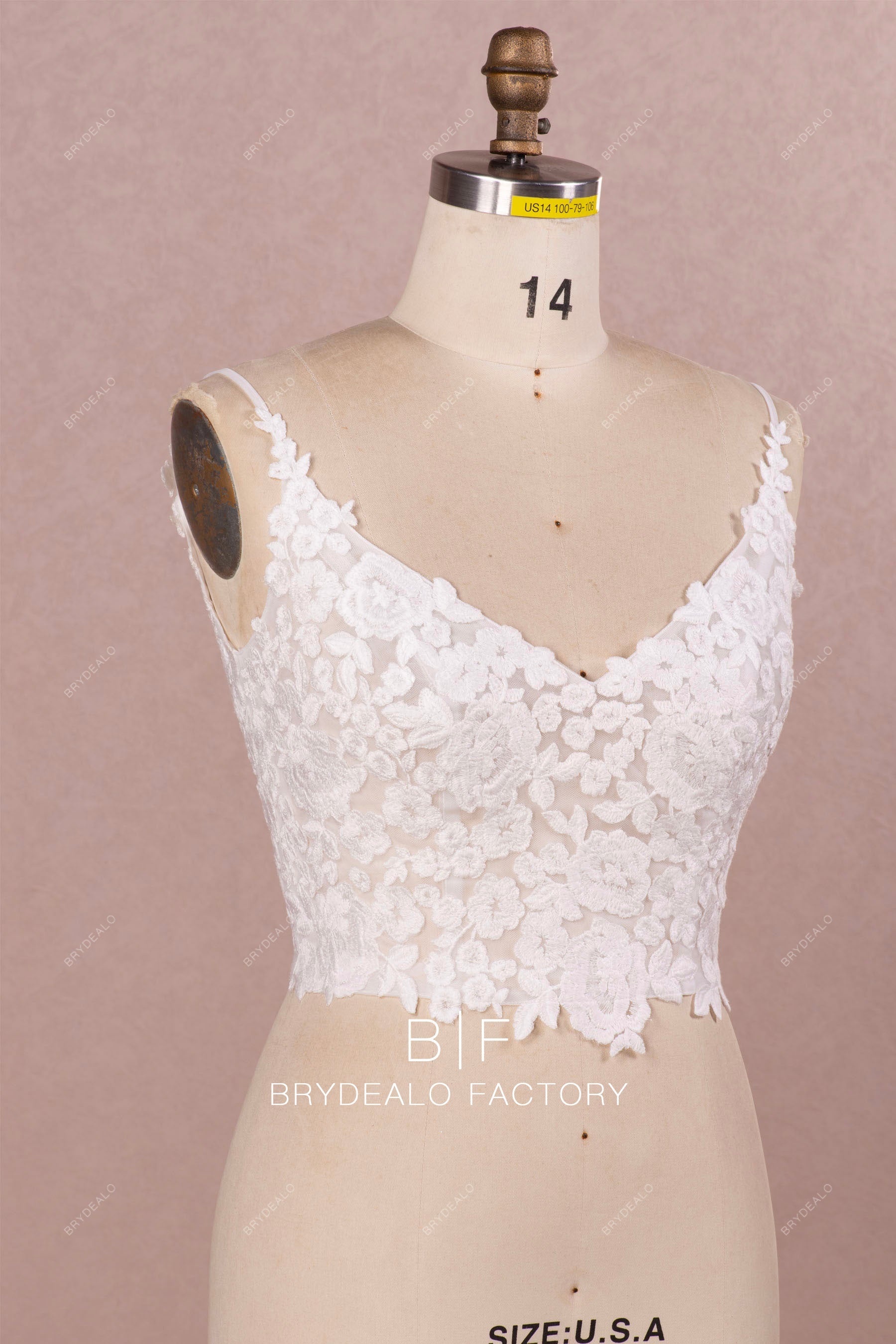 spaghetti straps sleeveless V-neck lace bridal top