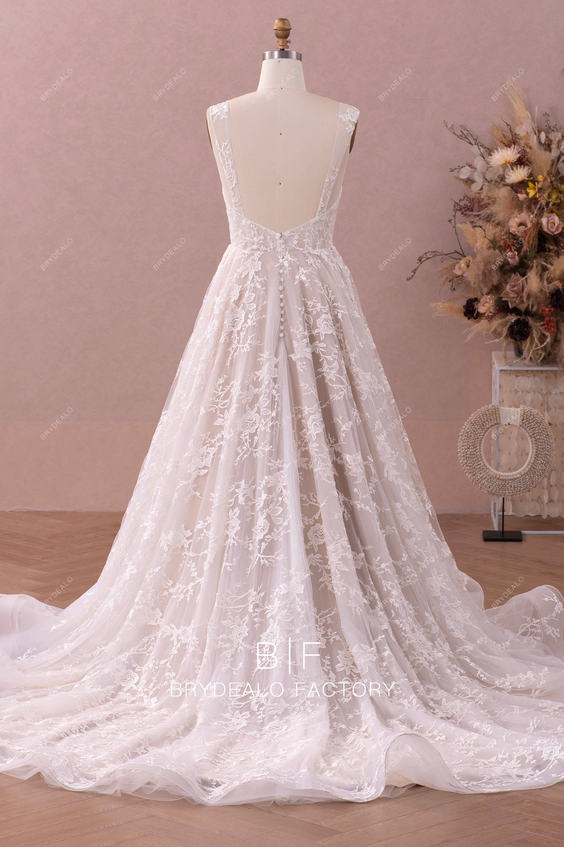 sheer straps lace A-line horsehair wedding dress