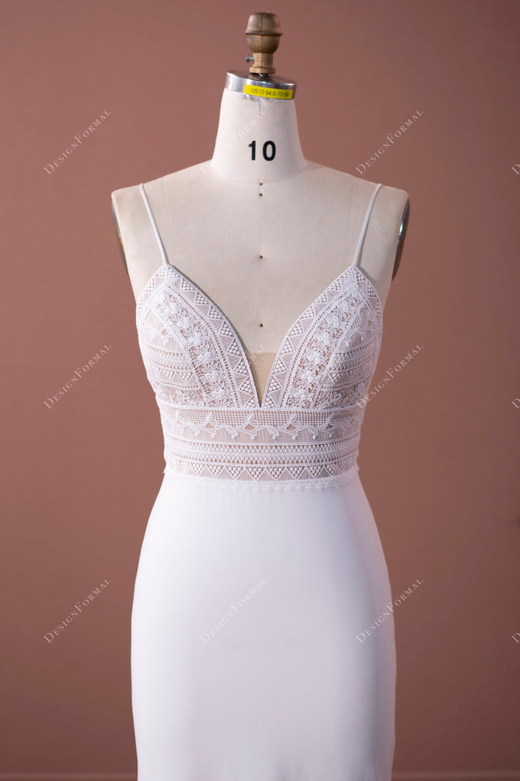 sexy plunging neck sleeveless designer lace spring bridal dress