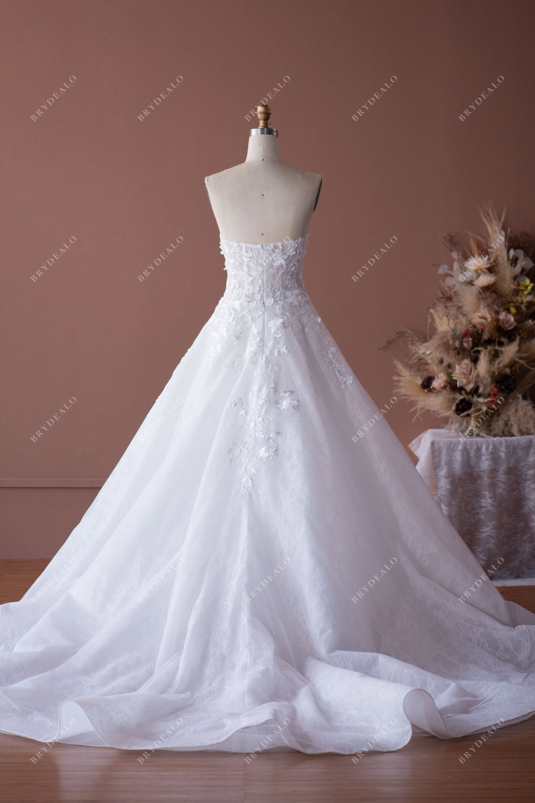 Designer Lace Ball Gown Strapless Wedding Dress