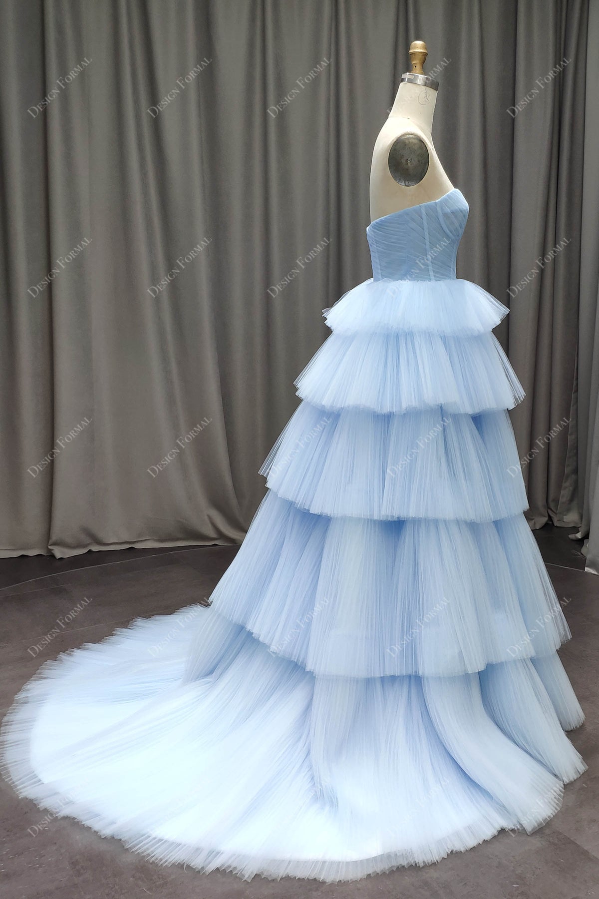 Elegant Sky Blue High Neck Long Sleeves Tulle Prom Dress with Pearls