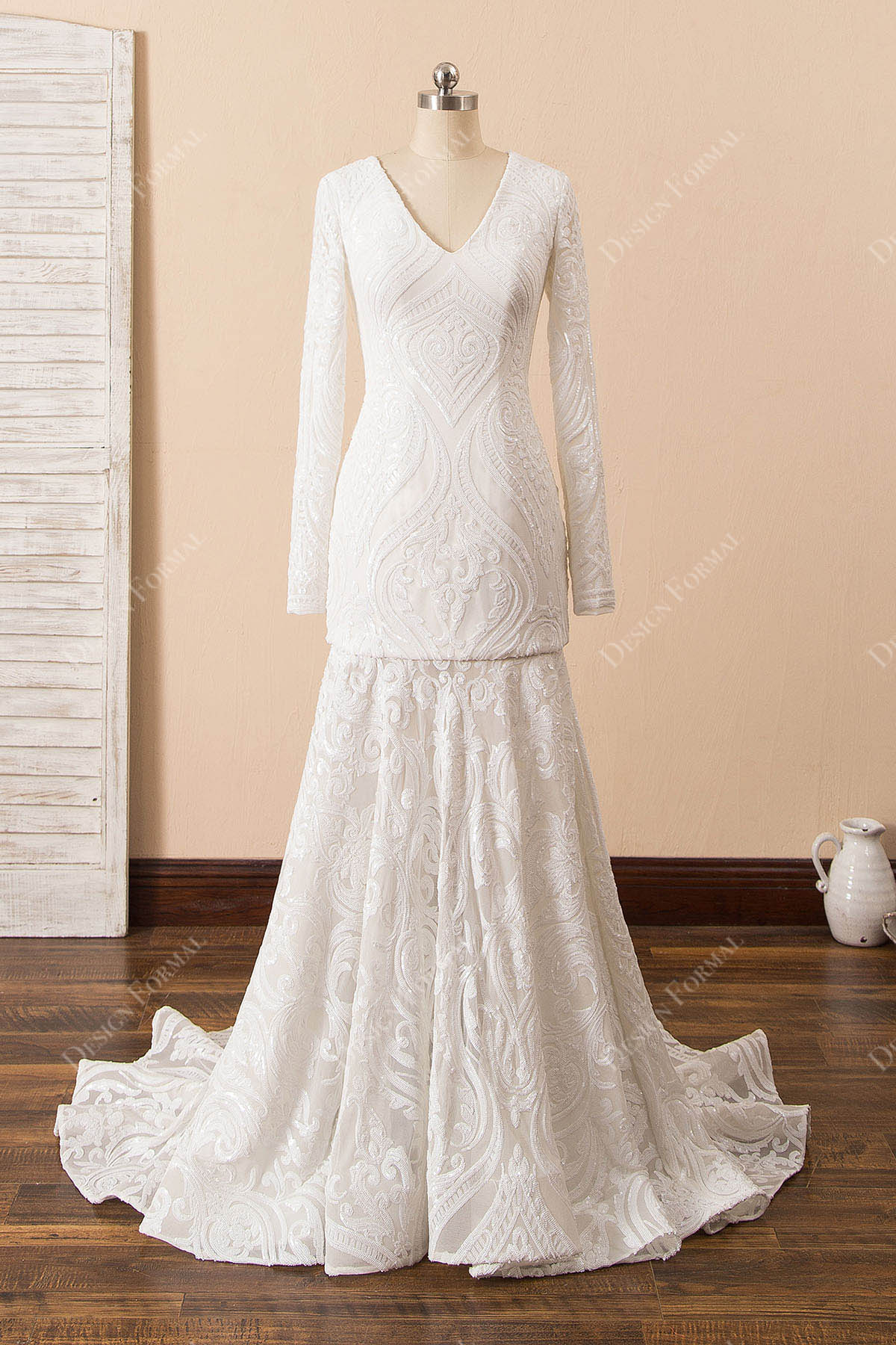 Unique Sequin White V-neck Long Sleeve Mermaid Prom Gown