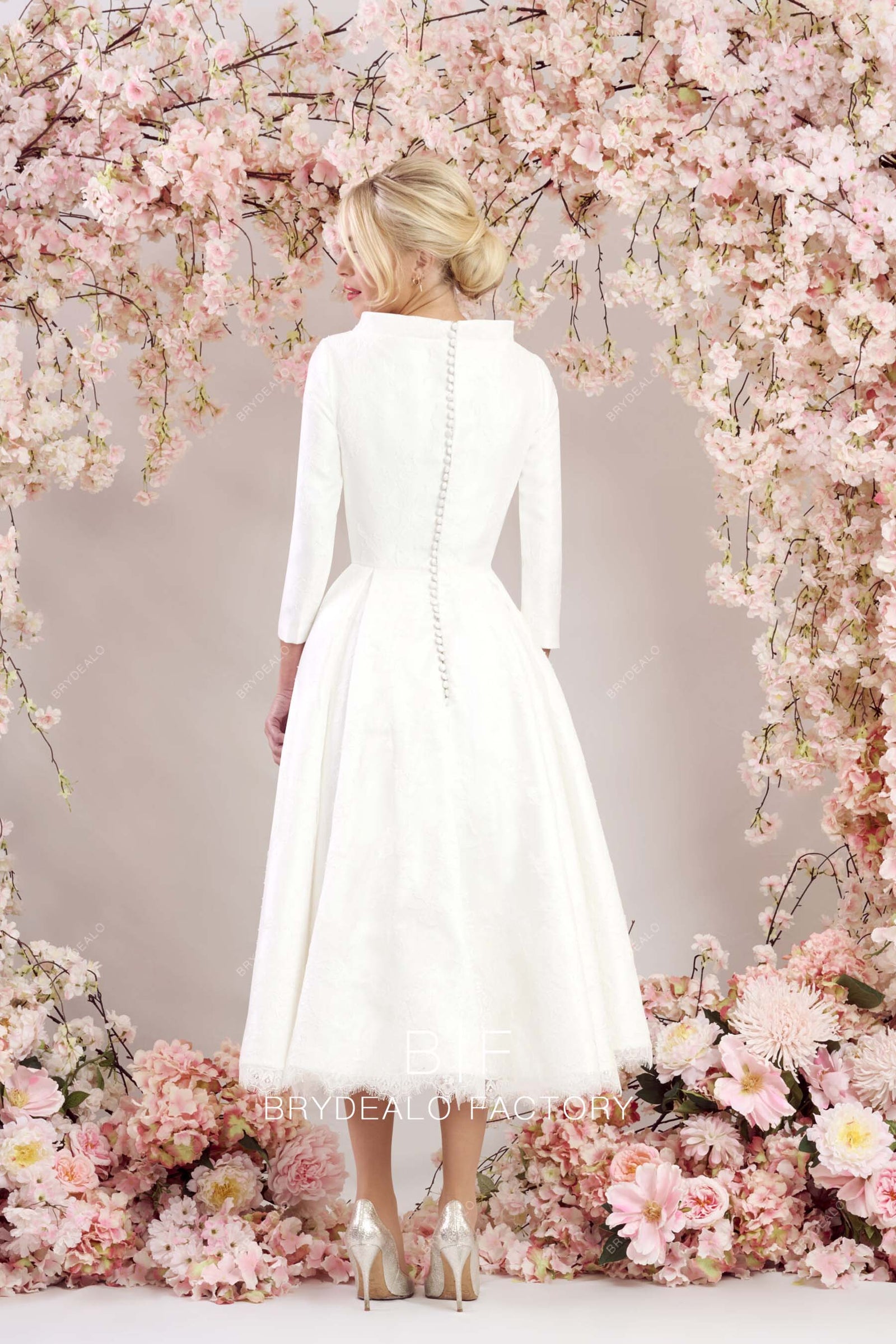 Affordable Country Style Lace Round Neck Tea Length Wedding Dress with 3/4 Sleeves