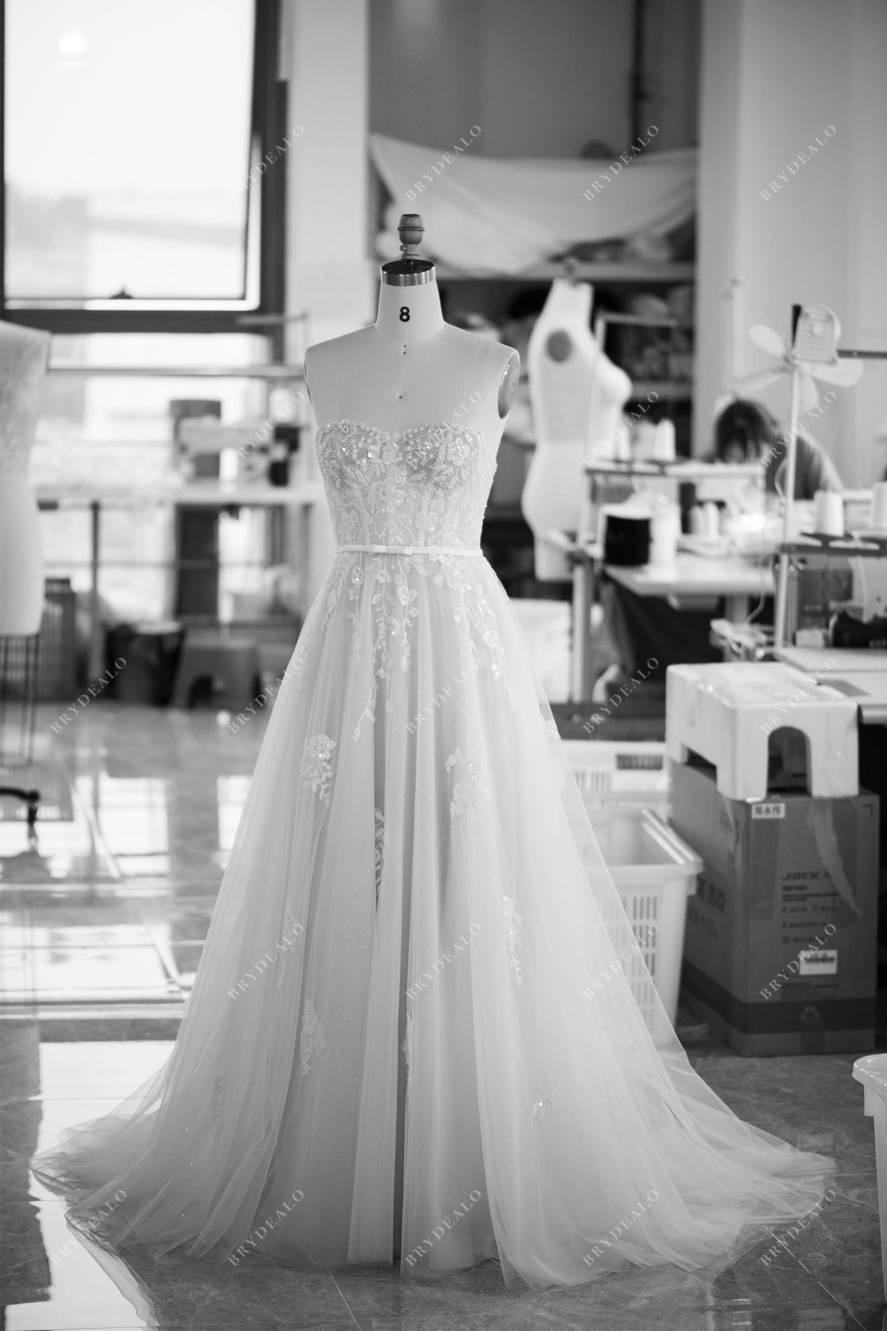custom corset sweetheart lace outdoor wedding dress
