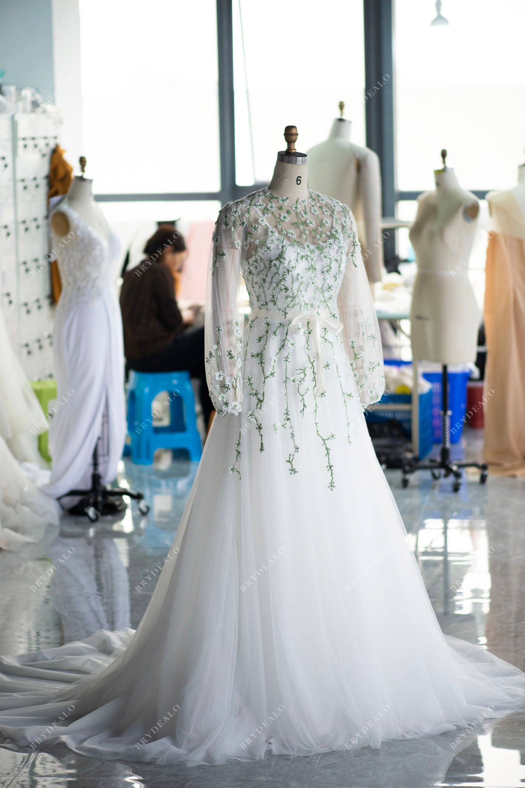 custom long sleeve rustic flower tulle wedding dress
