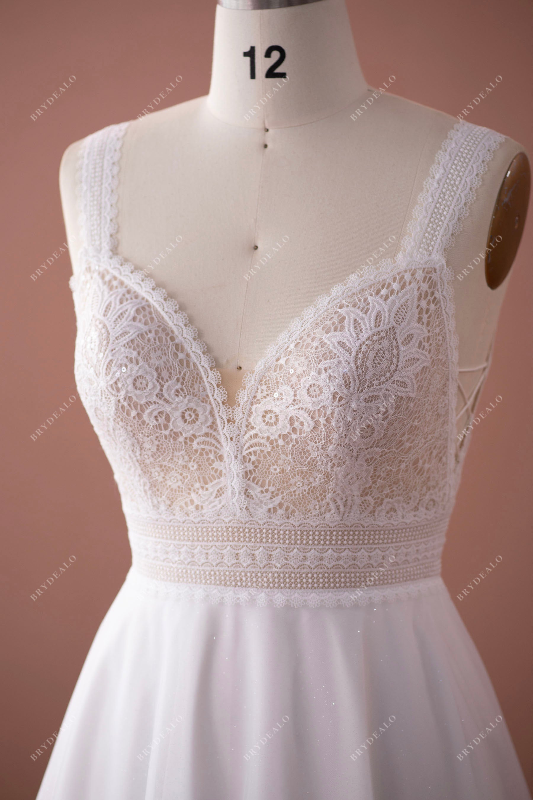 sleeveless plunging neck designed lace wedding dress