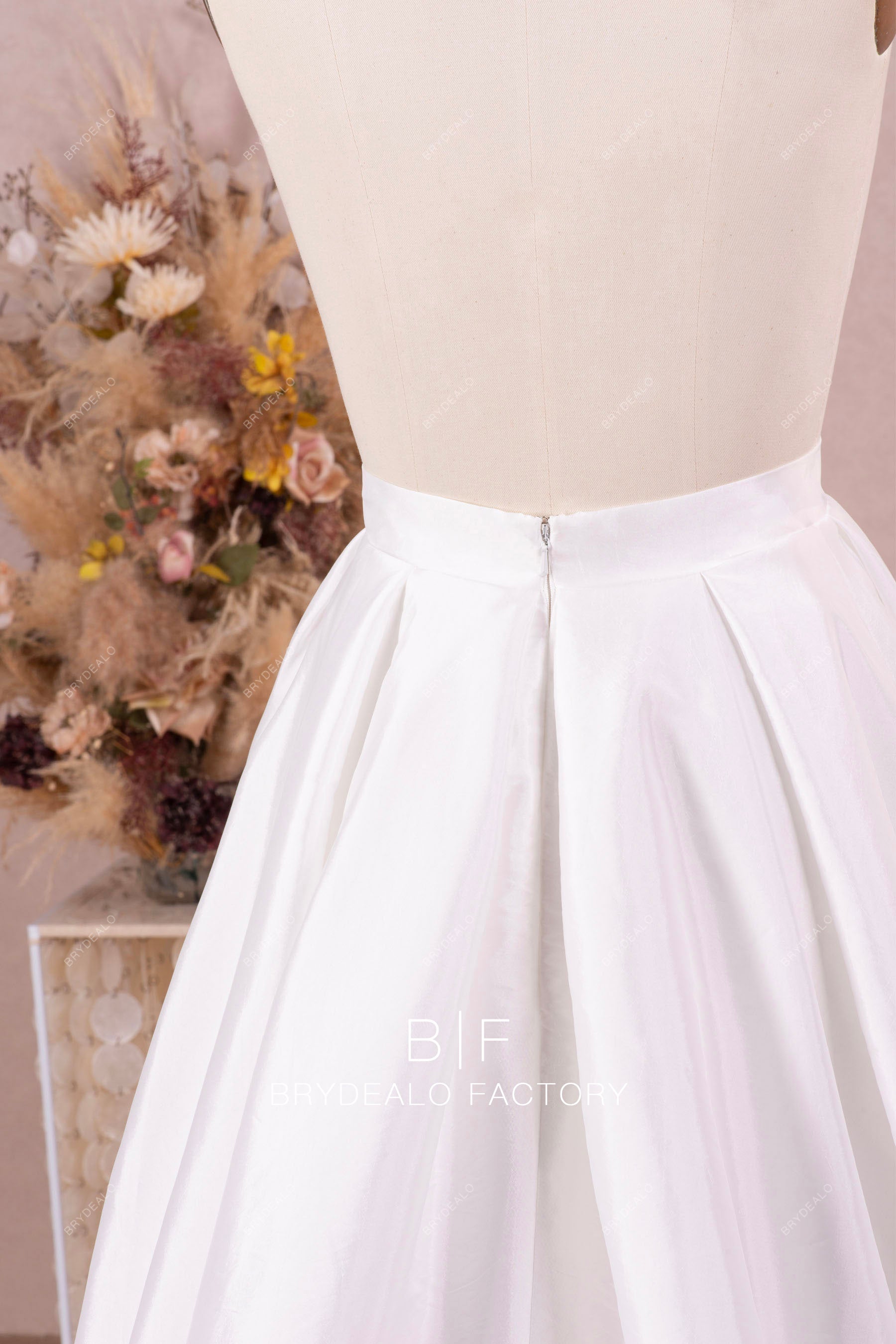 zipper closure taffeta white bridal skirt